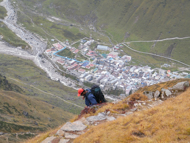 Kedarnath in background. This was taken moments after me and Mrinmoy Da was were re-united. Photo courtesy Mrinmoy Sarkar